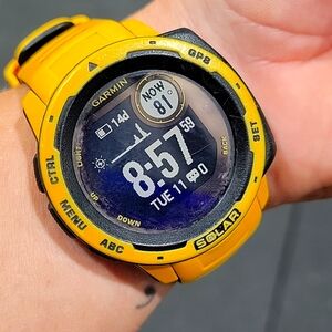 Garmin Solar Instinct smart watch